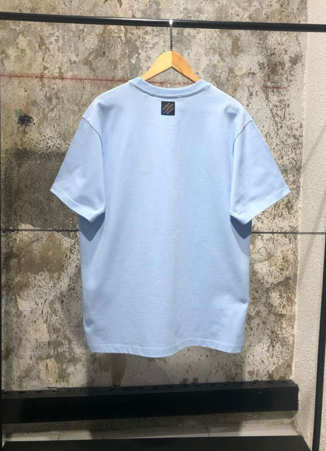 LV Men T-shirt