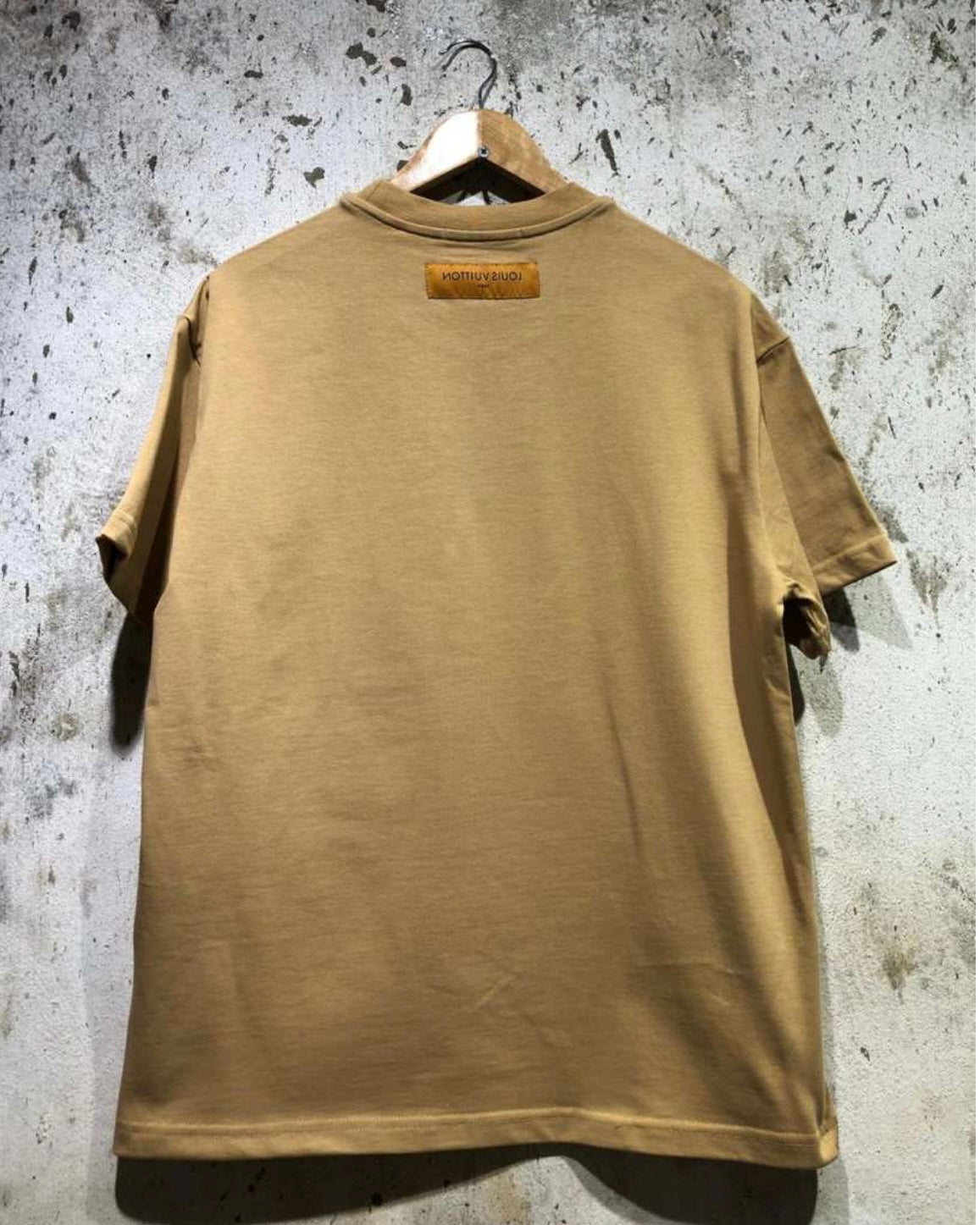 LV Men T-shirt