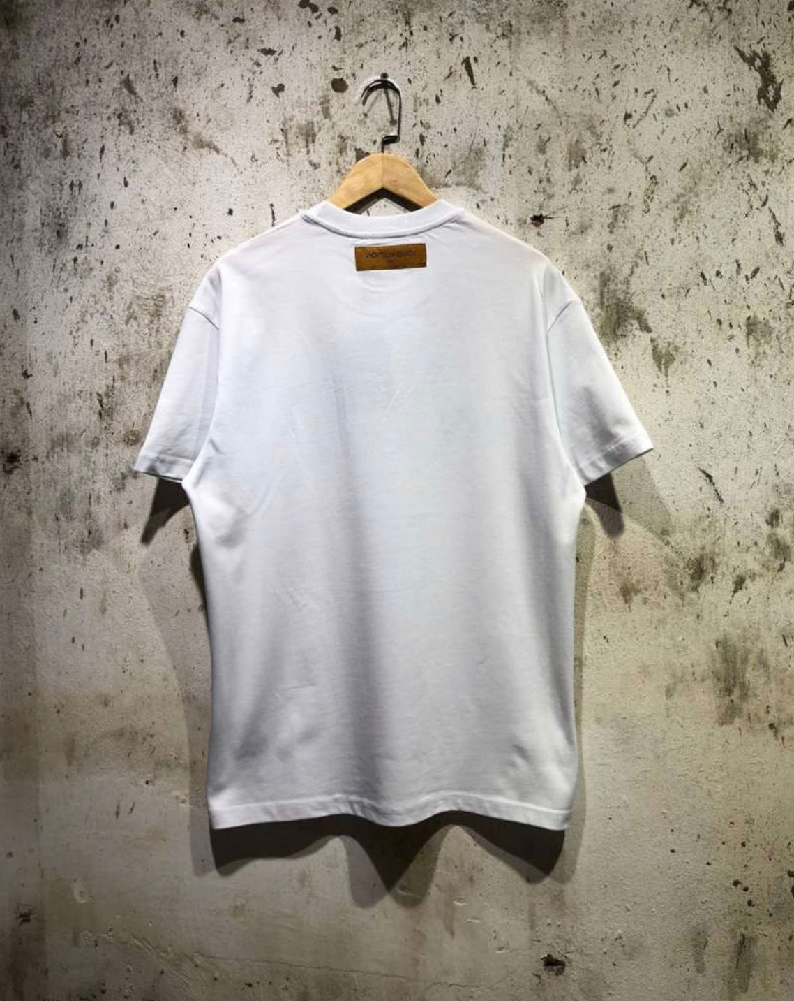 LV Men T-shirt