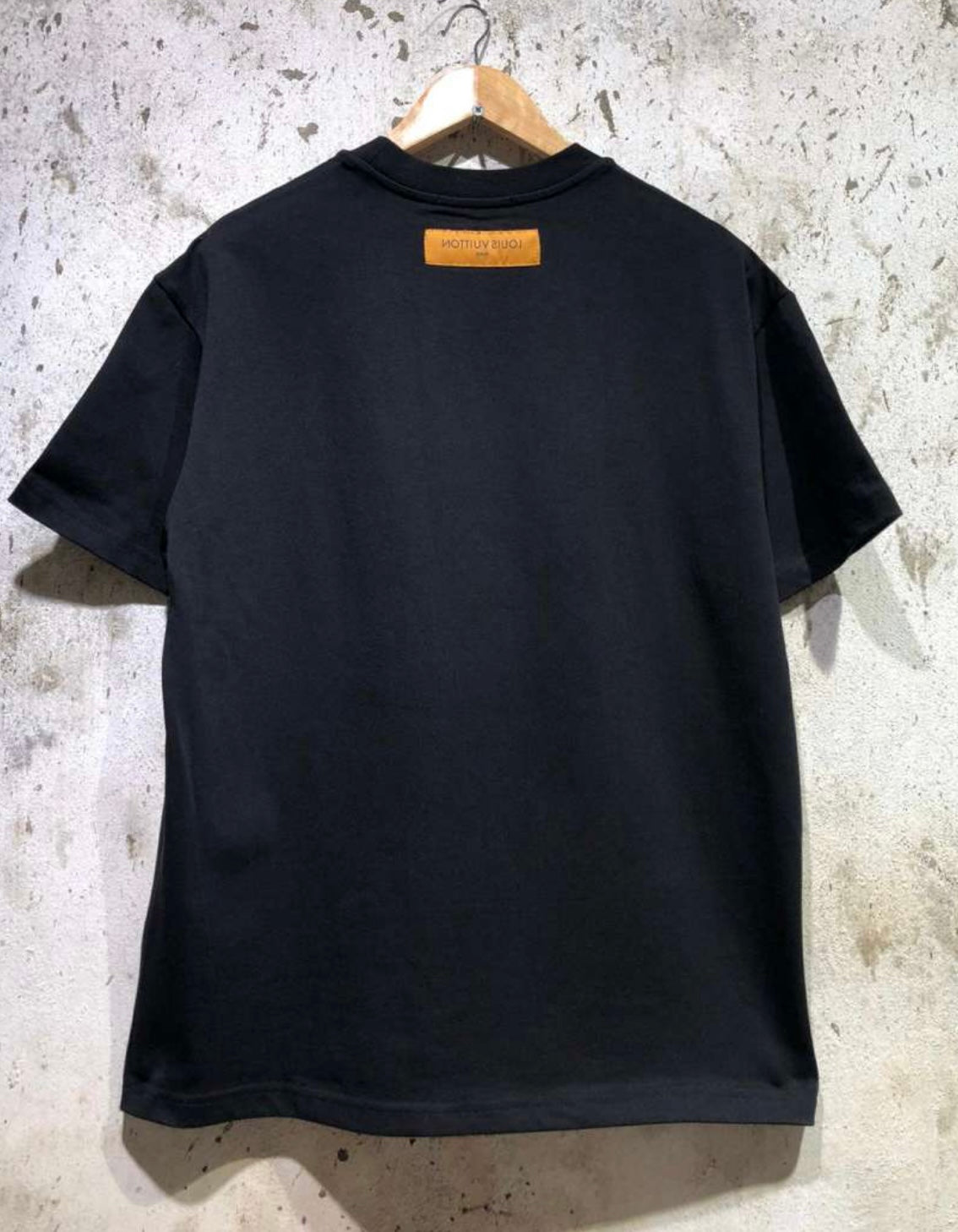 LV Men T-shirt