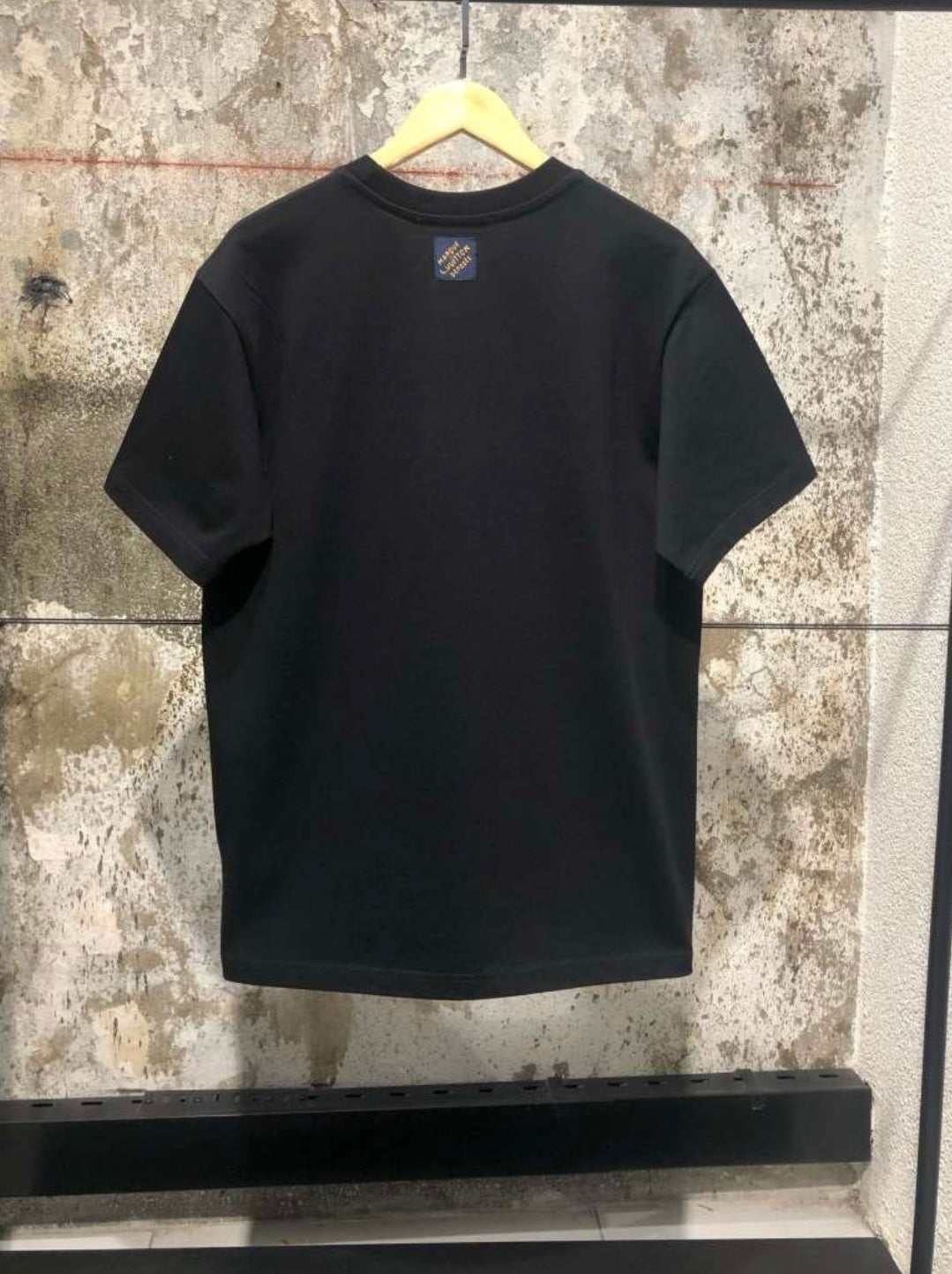 LV Men T-shirt