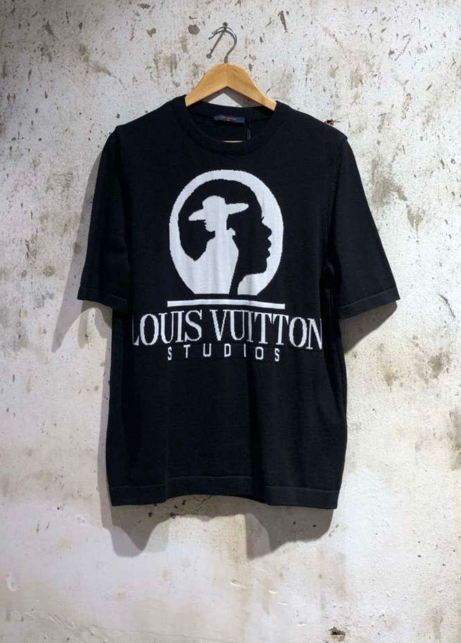 LV Men T-shirt