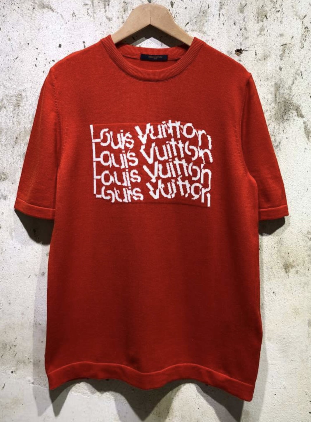 LV Men T-shirt