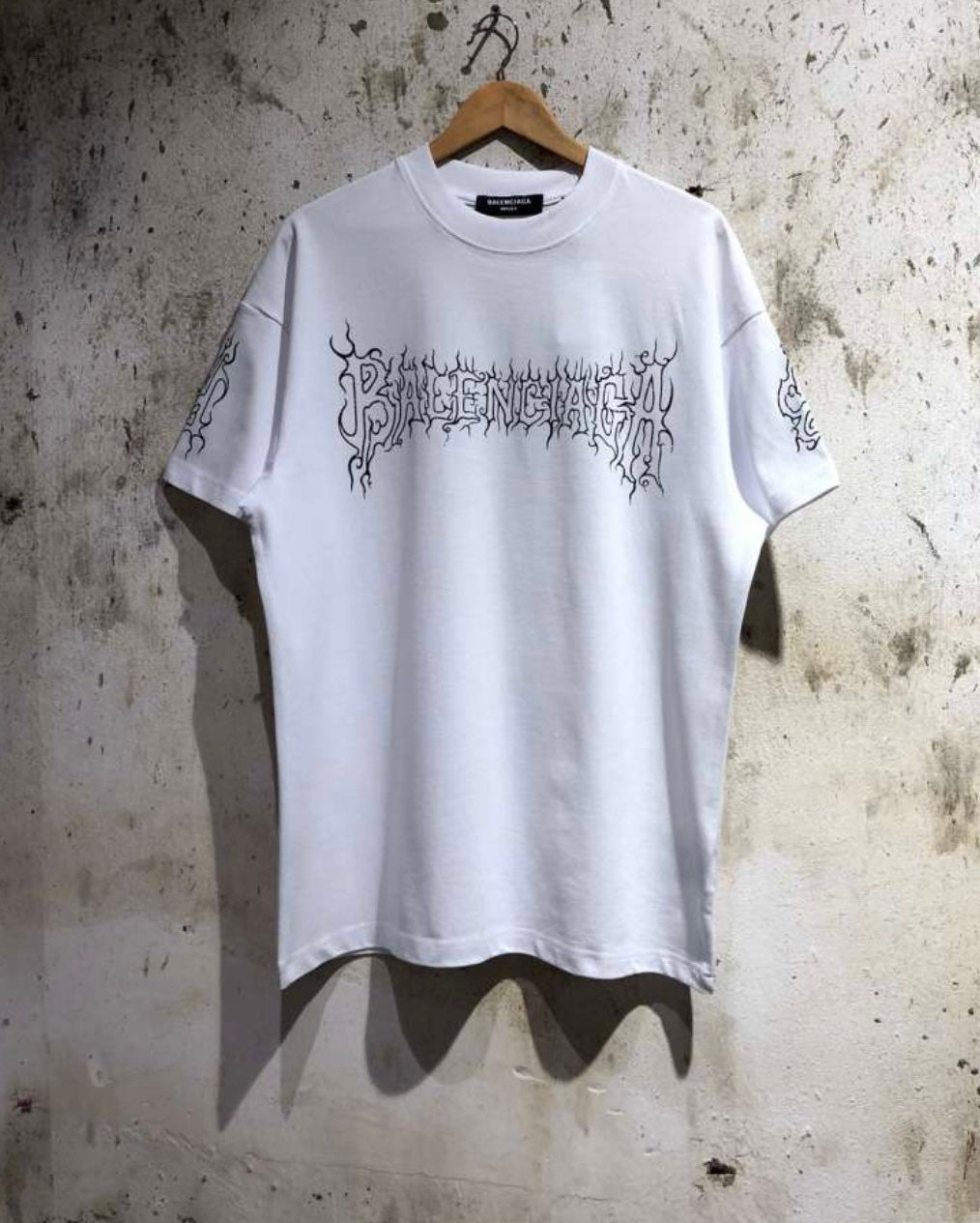 Balenciaga Men T-shirt