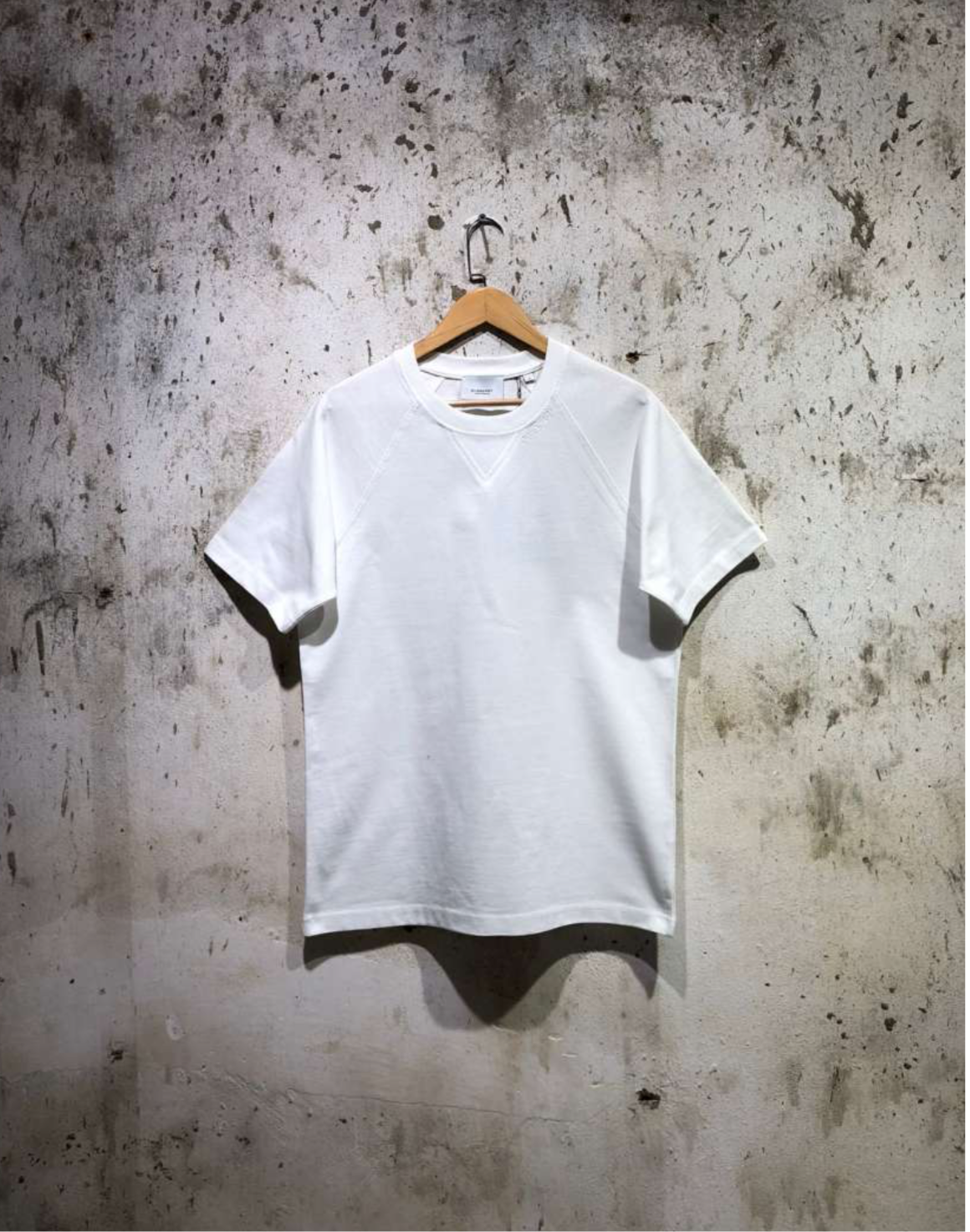 Burberry Men T-shirt