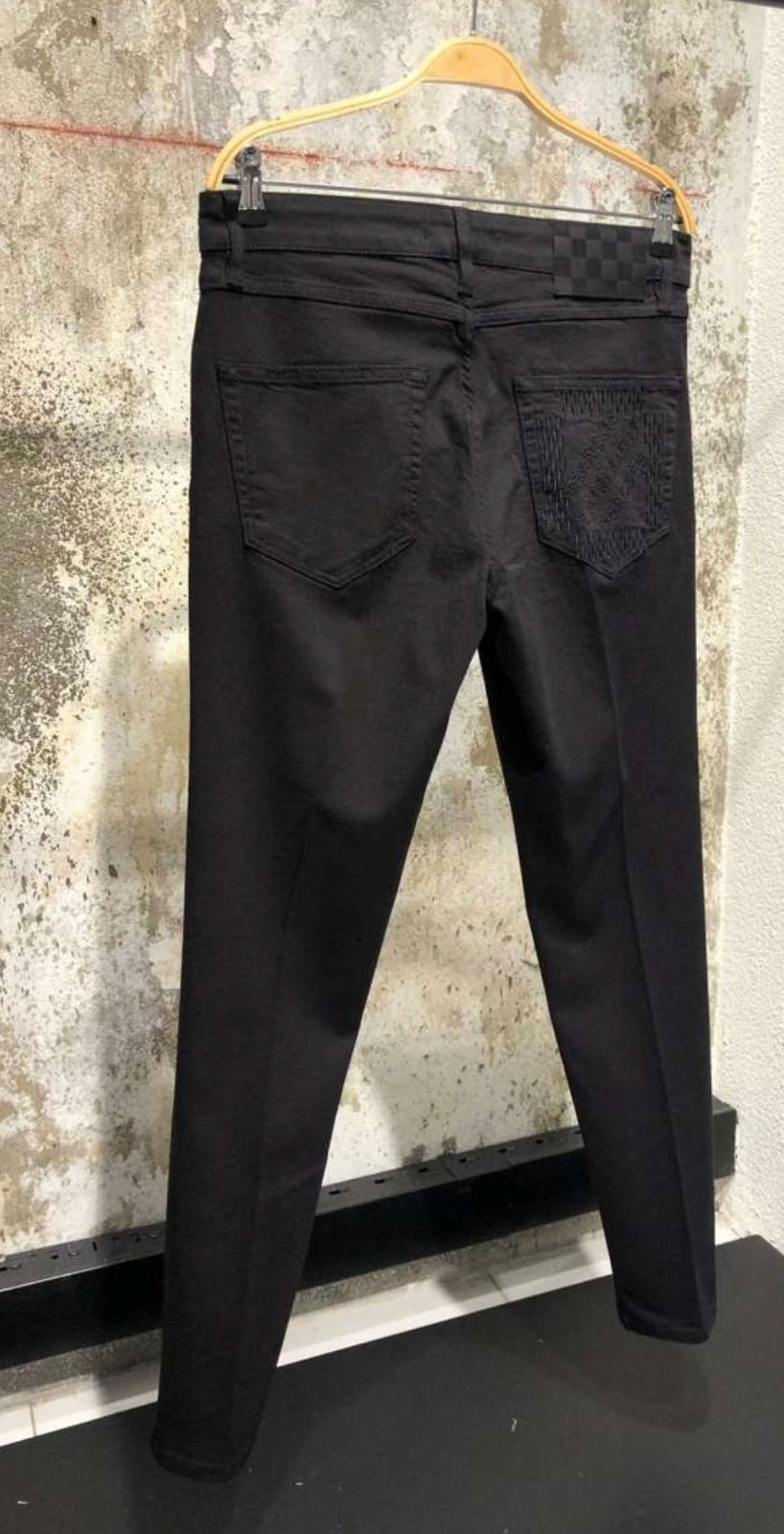LV men black Jean